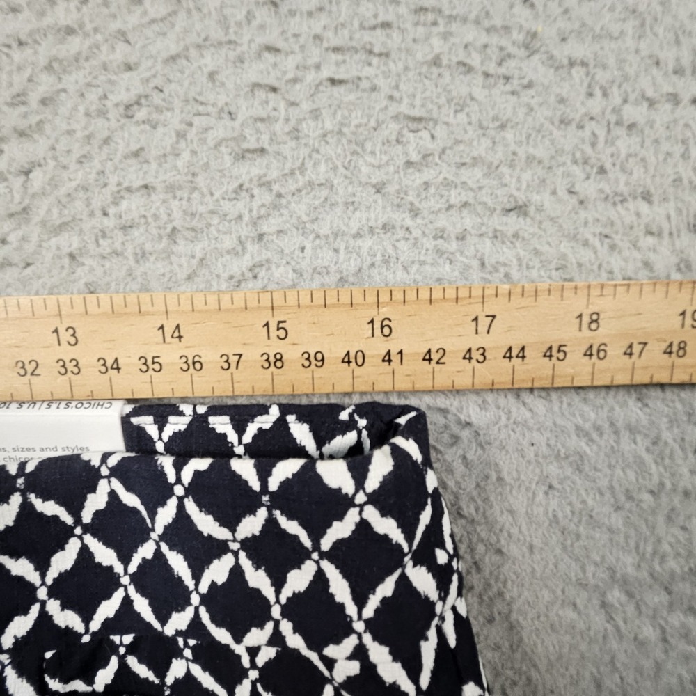 Chico's‎ Brigitte Slim Crop Pants Womens 10 Navy White Diamond Matelassé Coastal - Picture 11 of 16